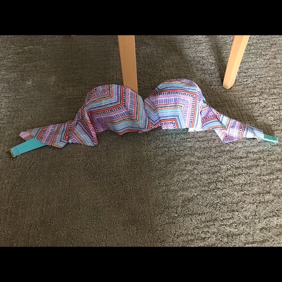 Bikini tops - Picture 8 of 16